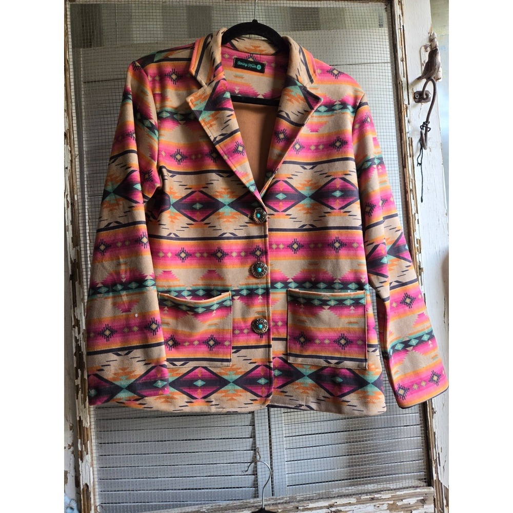 Sterling Creek blazer Small Western with beautiful button conch turquoise